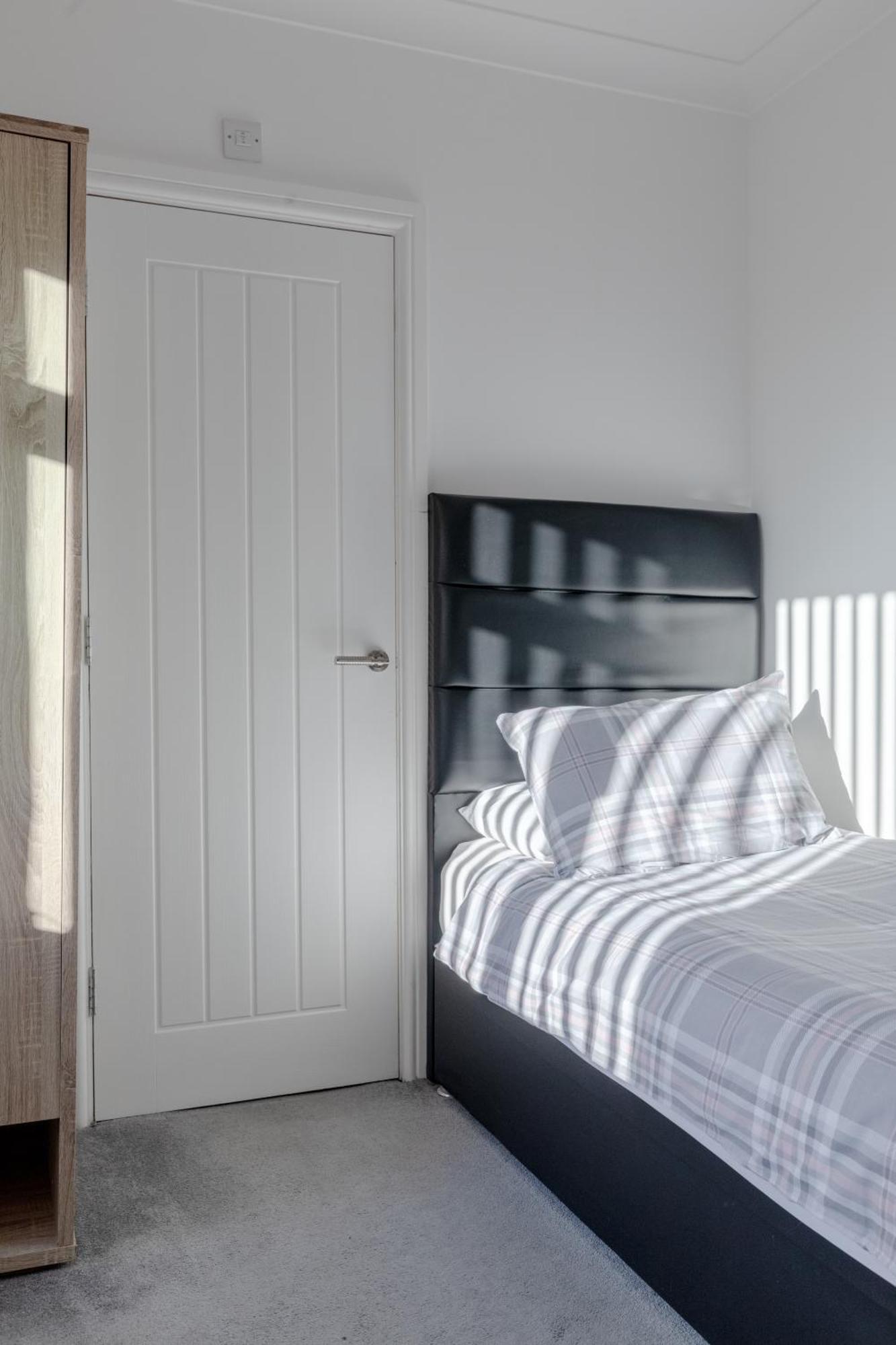 Hotel Apple House Wembley Barnet Esterno foto