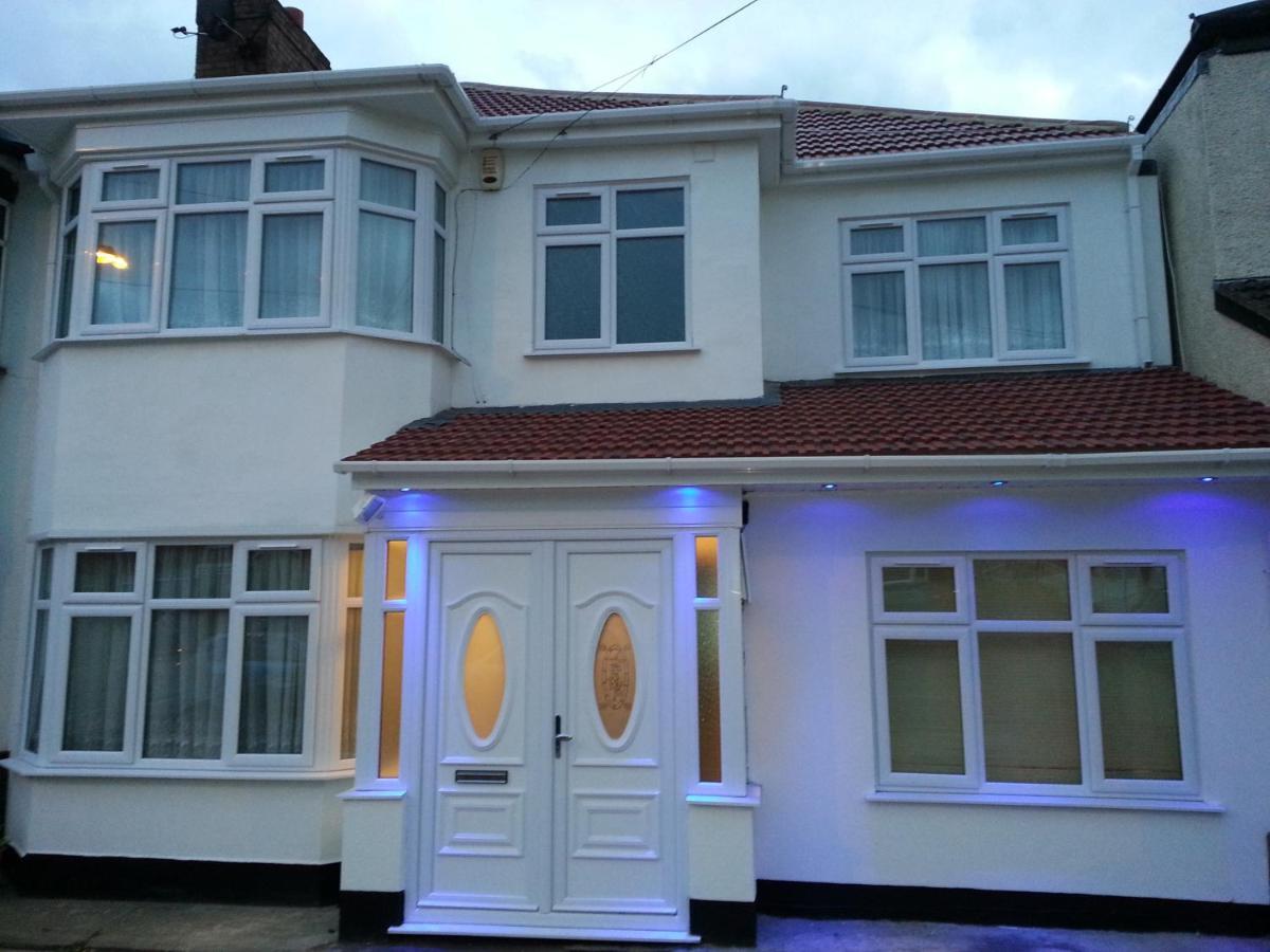 Hotel Apple House Wembley Barnet Esterno foto